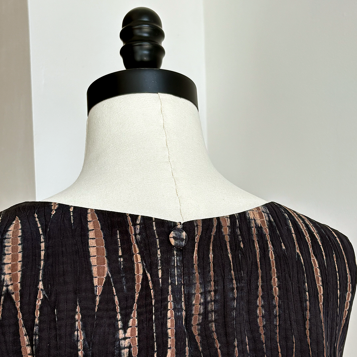 Sleeveless Silk Dress with Tesuji Shibori