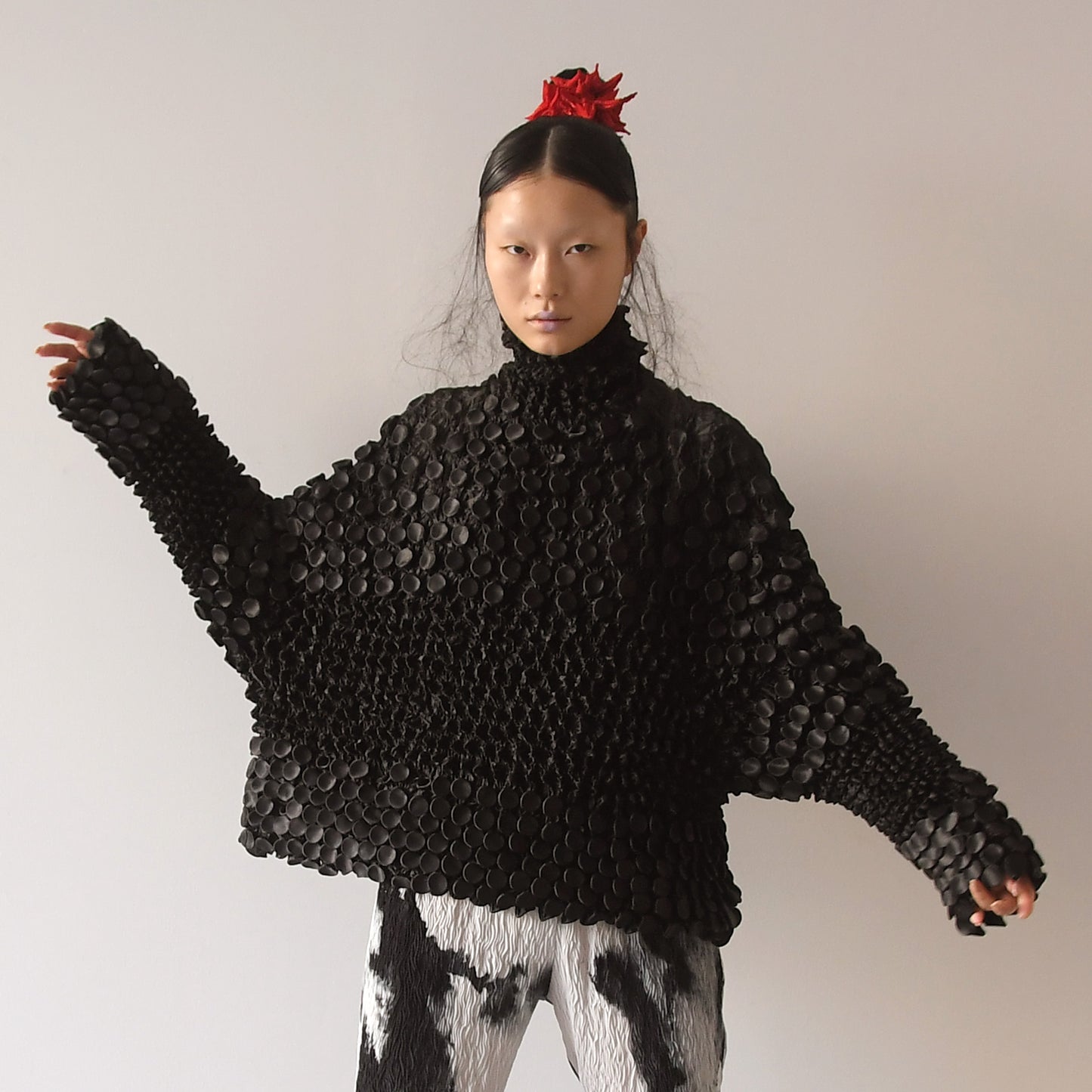 Oversized Pullovers with Two Kinds of Shibori