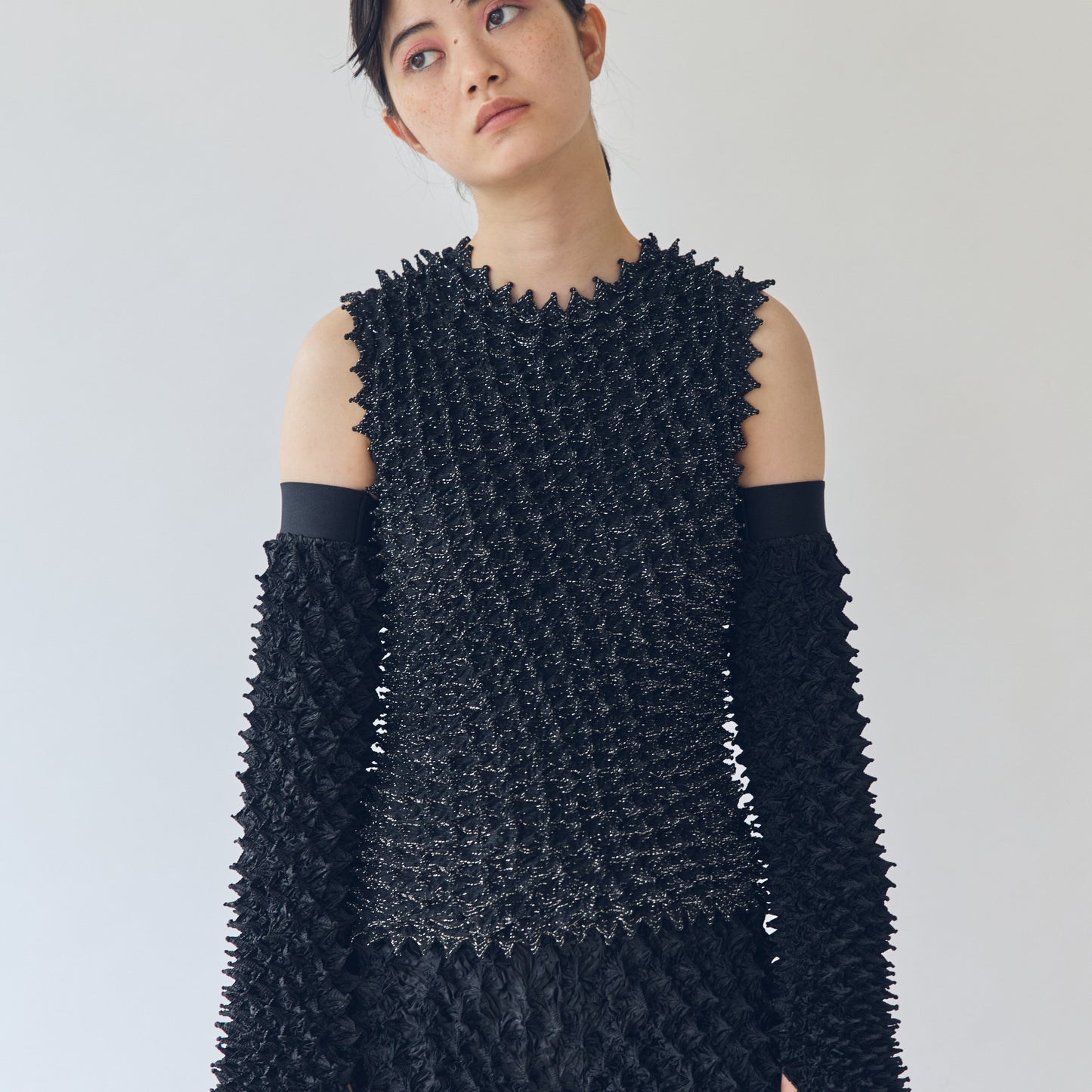 Spiky Shibori Sleeveless Top - Lamé Lace 