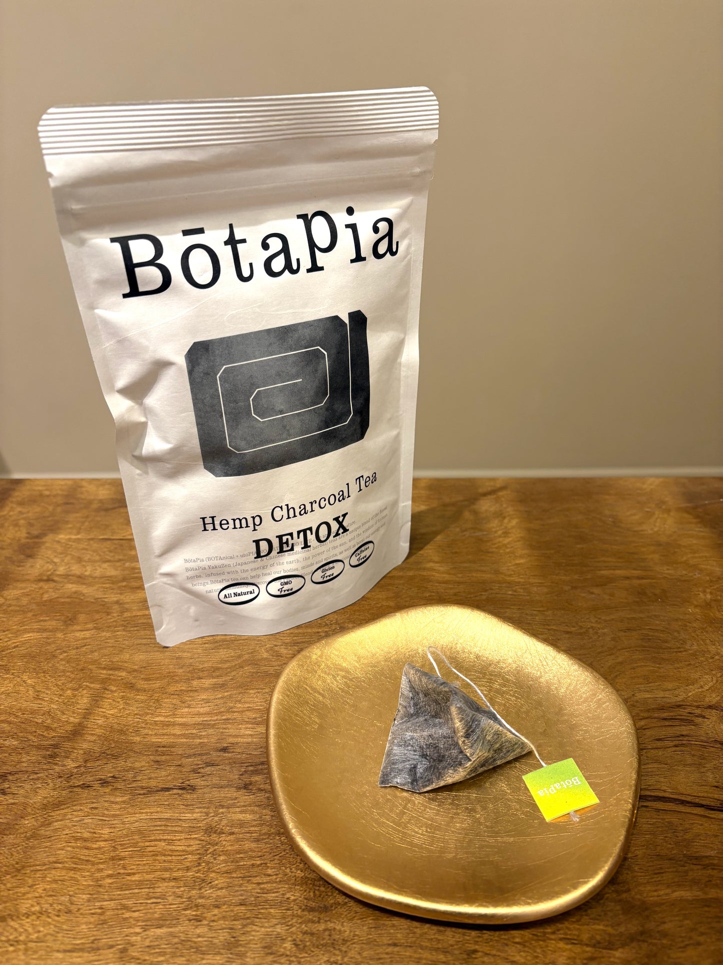 Botapia "DETOX" Hemp Charcoal Tea